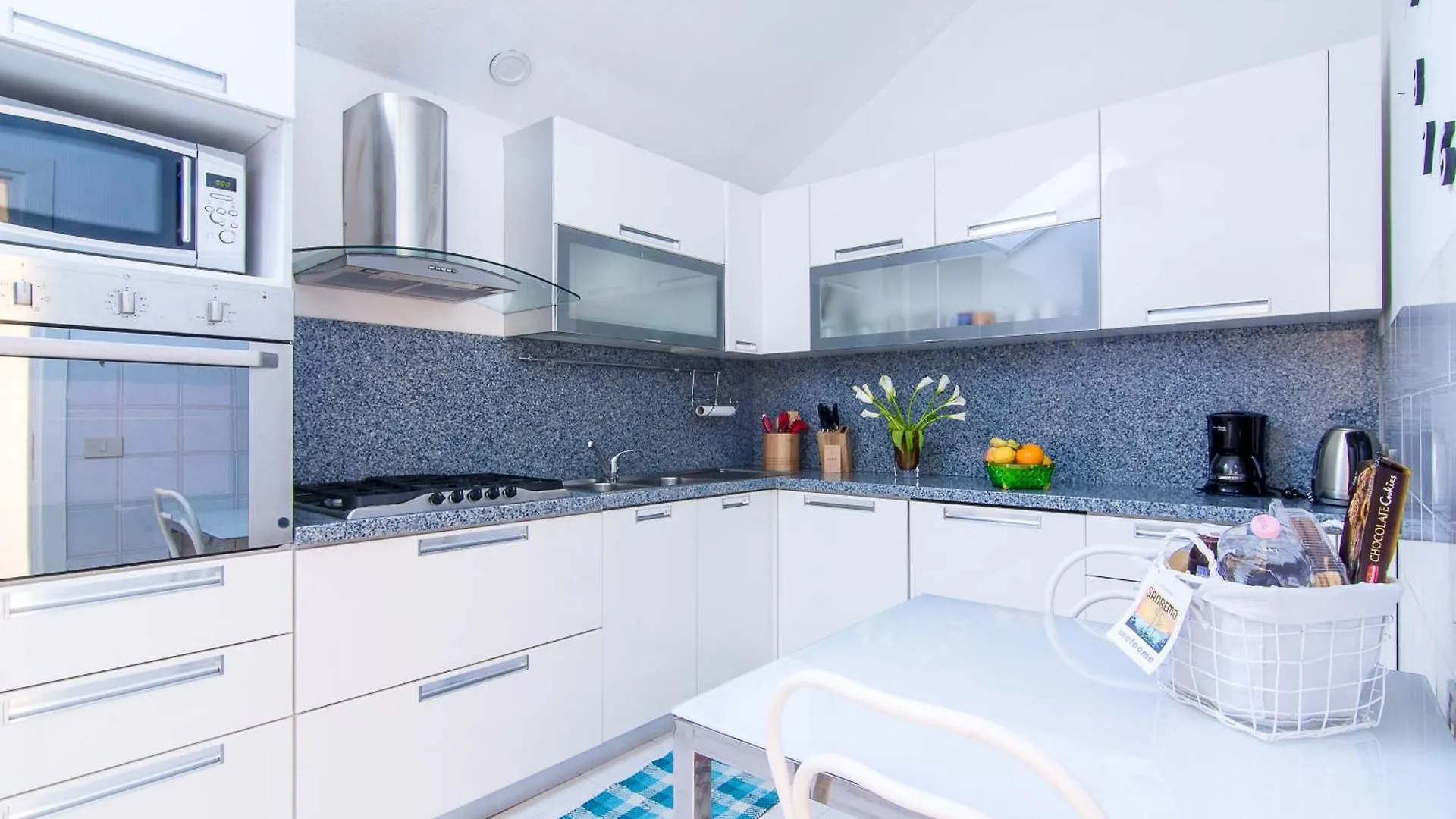סנרמו Penthouse Three Bedrooms איטליה